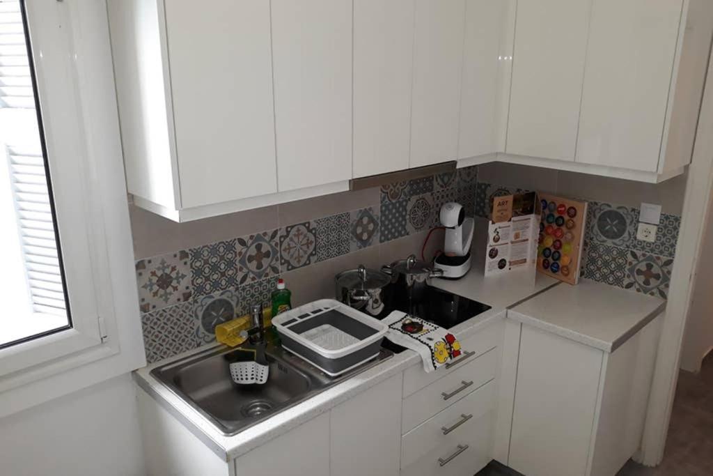Cozy Apartment For 4 In Kolonaki, Lycabettus Athens Exterior photo